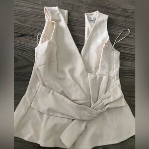 Adelyn Rae XS Cream Top